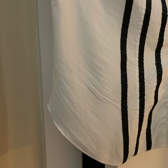 Oversized Collar Shirt by Lux - Picture 4 of 4